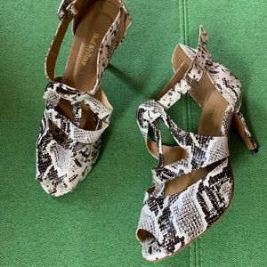 Dancing shoes, leather, snake print , 3.5” heel